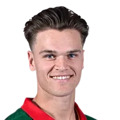 Iain Carlisle
